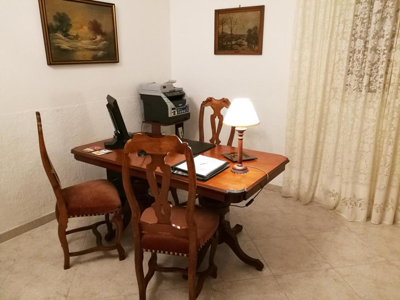 Il Giardino Di Niu Panzió Palombaio Kültér fotó